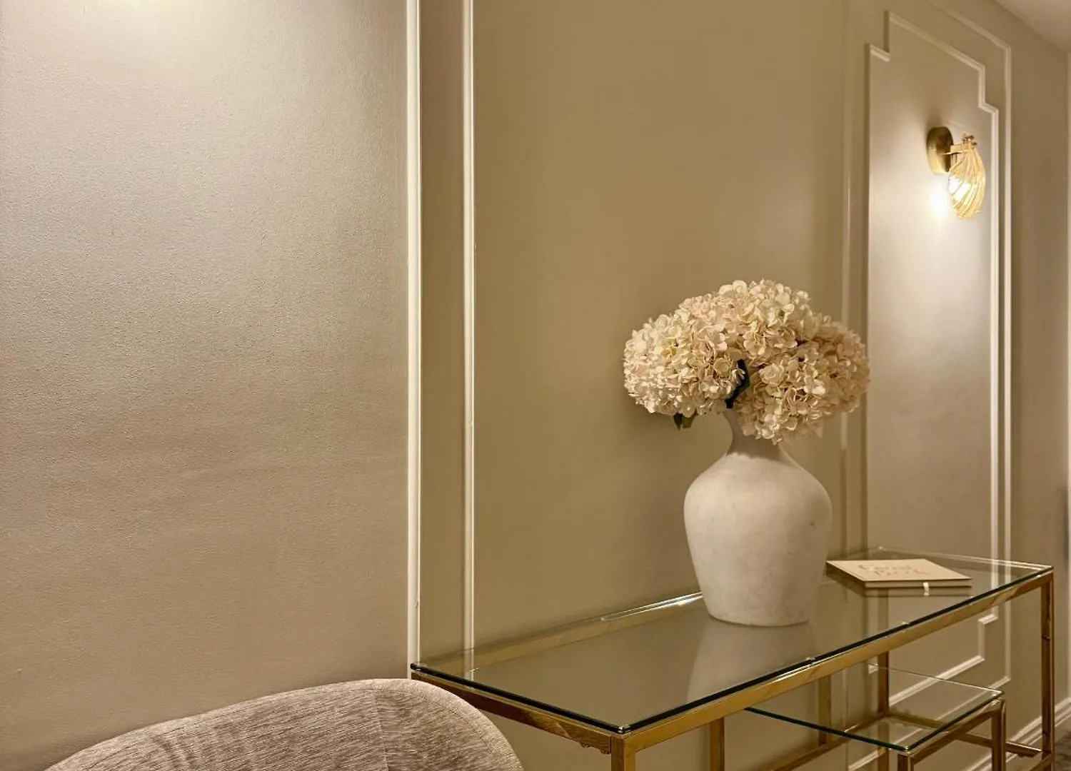 Number 3 Pier Road Suites Γουίτμπι