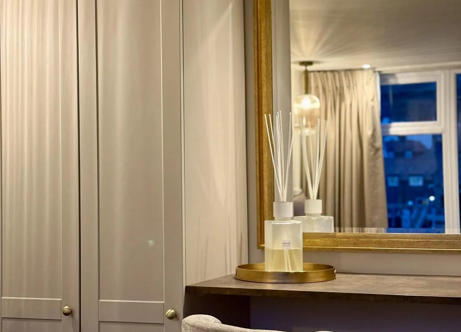 Number 3 Pier Road Suites Γουίτμπι 0*,